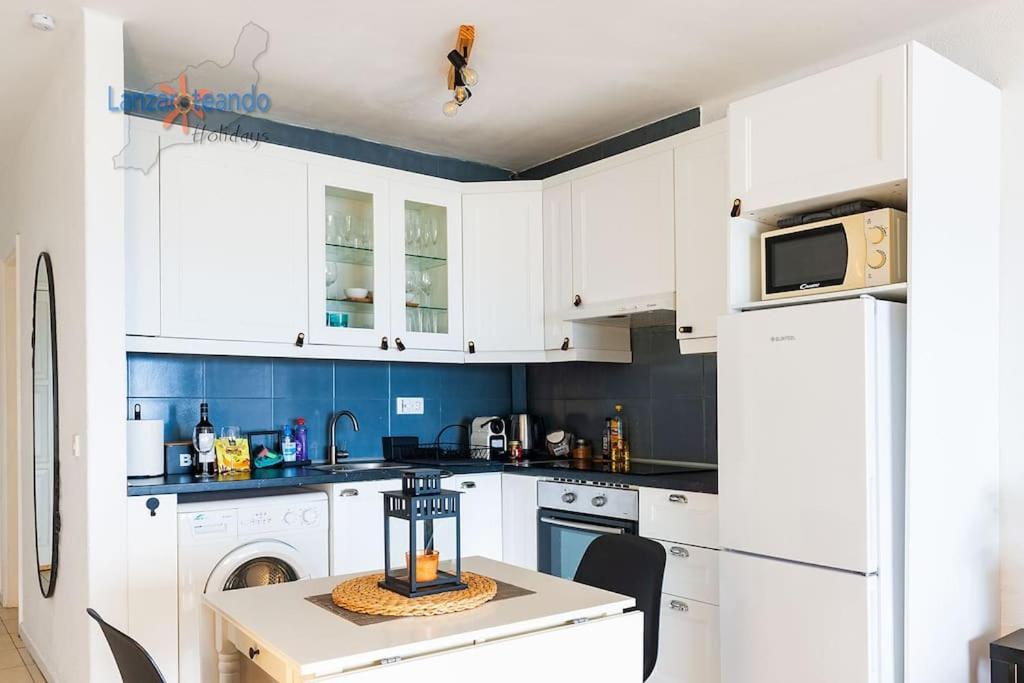 Apartamento The Blue Cris-Tol Vv With Sea View Puerto del Carmen  Exterior foto